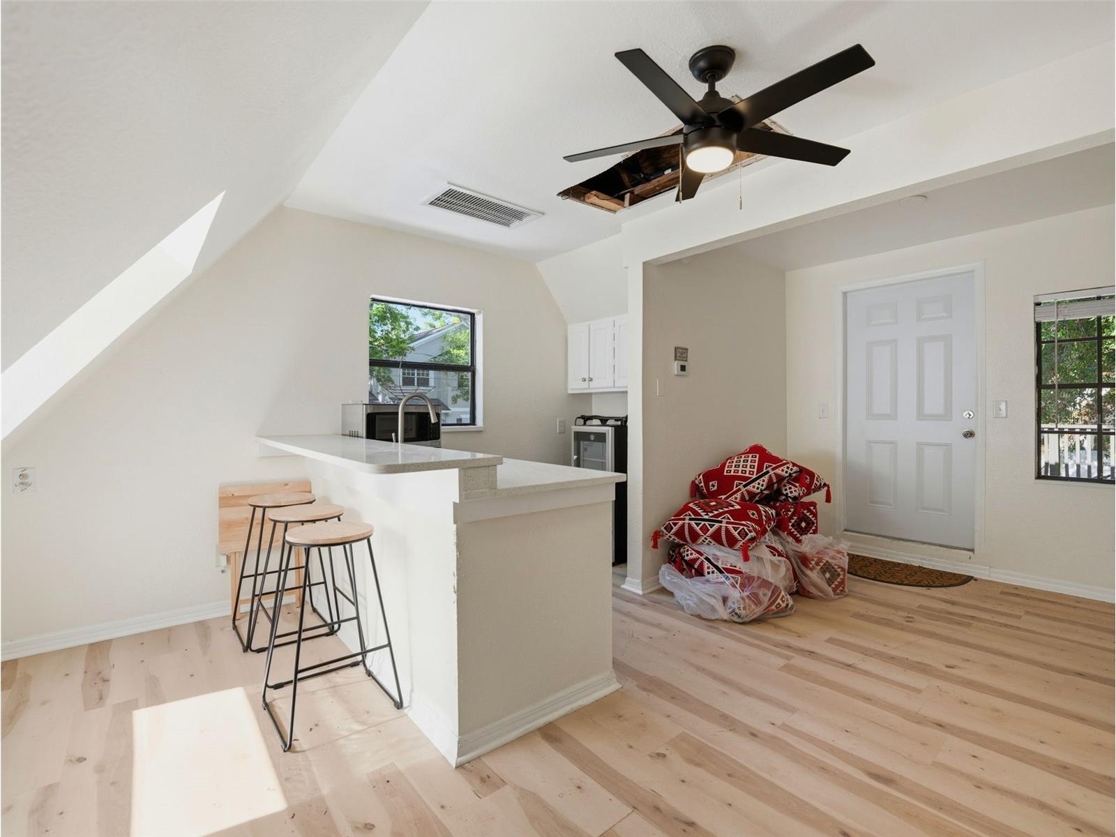 2607 W Wyoming Avenue Tampa FL 33611 TB8513983 image27