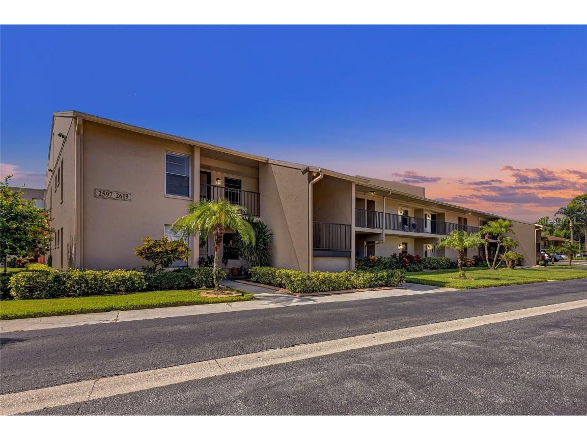 2607 Woodgate Lane #K9 Sarasota FL 34231 A4663674 image1