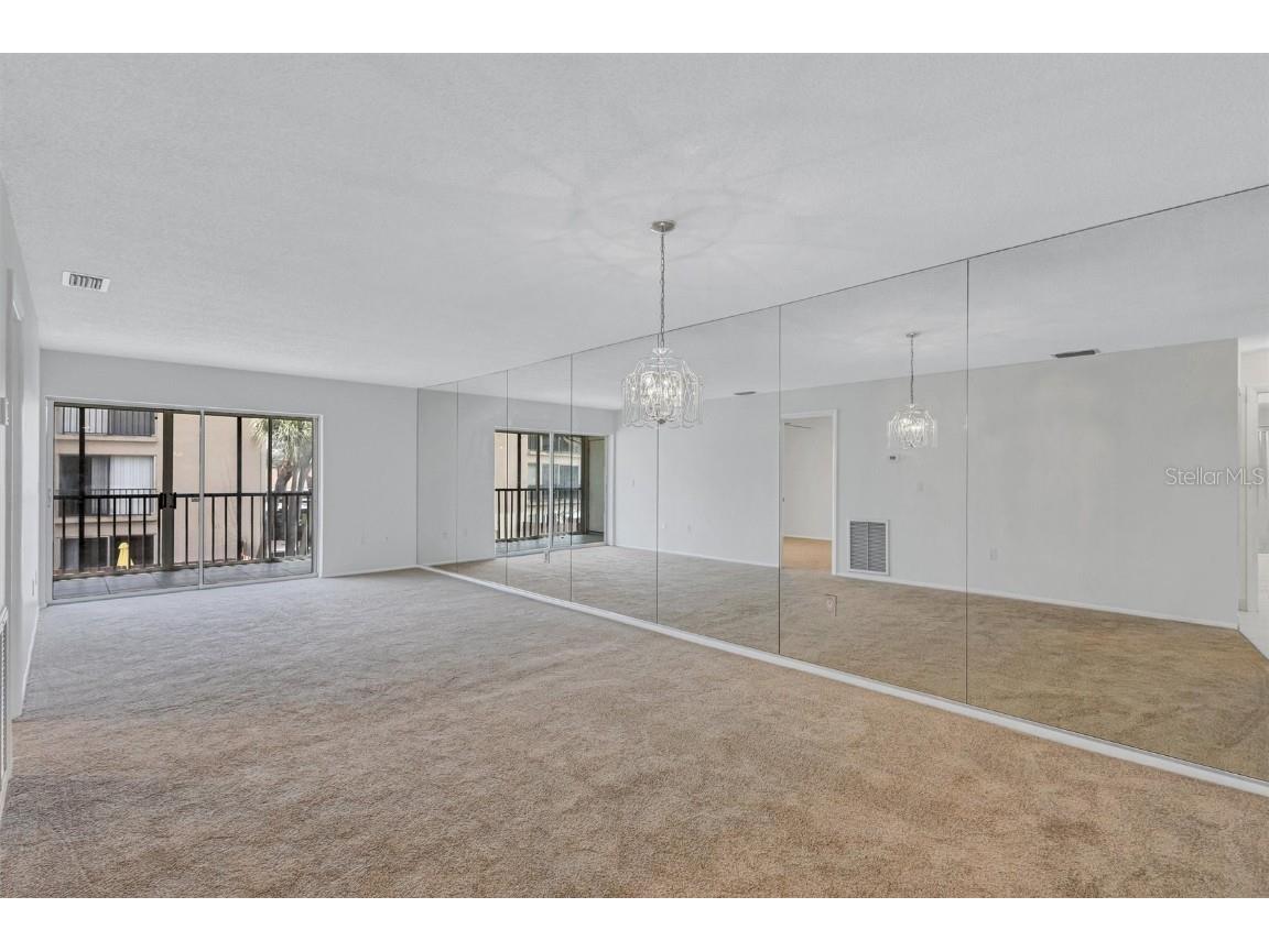 2607 Woodgate Lane #K9 Sarasota FL 34231 A4663674 image13