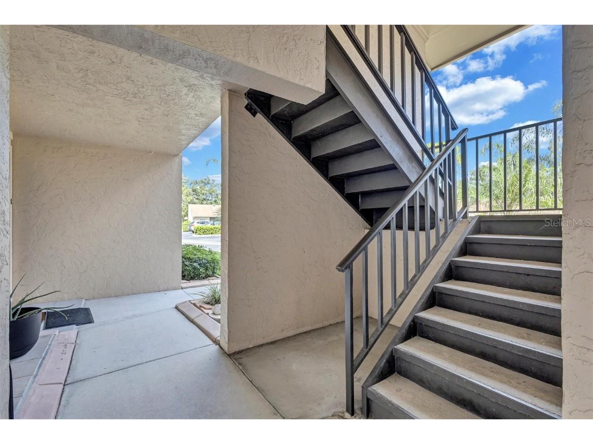 2607 Woodgate Lane #K9 Sarasota FL 34231 A4663674 image2