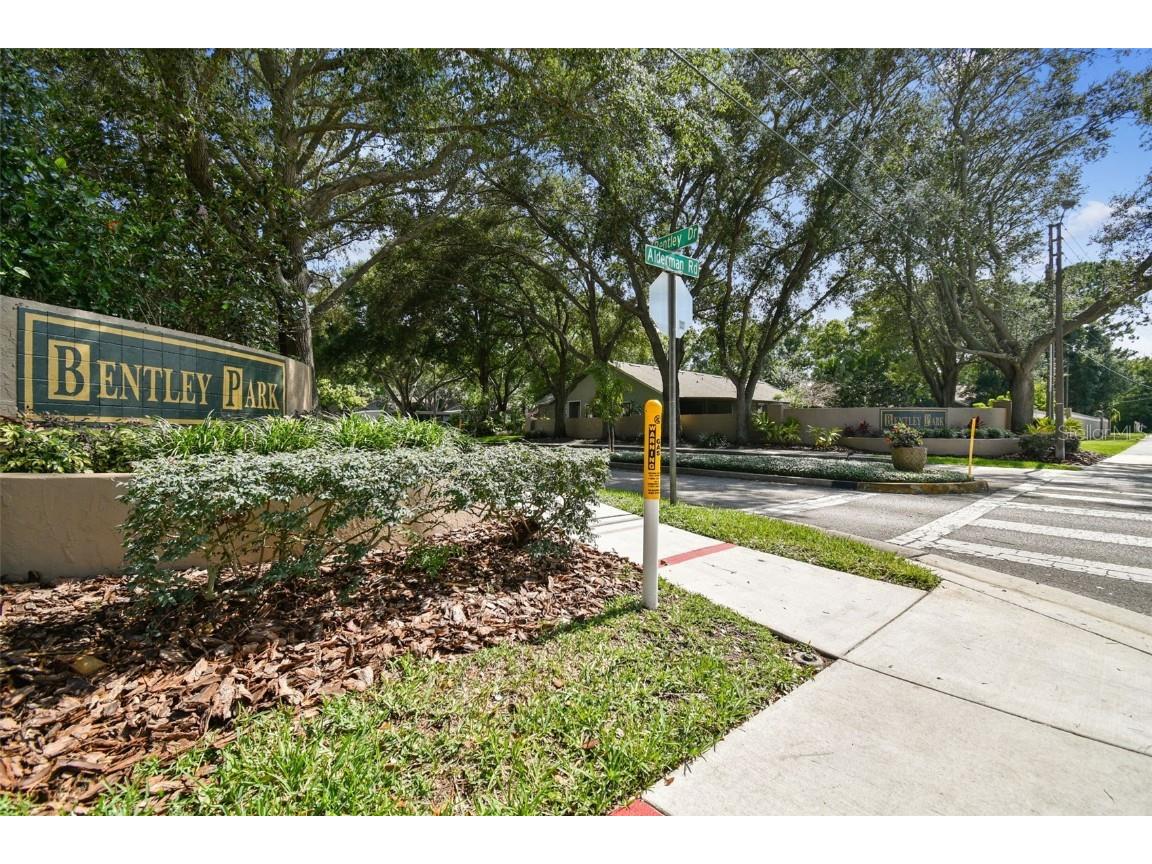 2608 Bentley Drive Palm Harbor FL 34684 TB8432039 image37