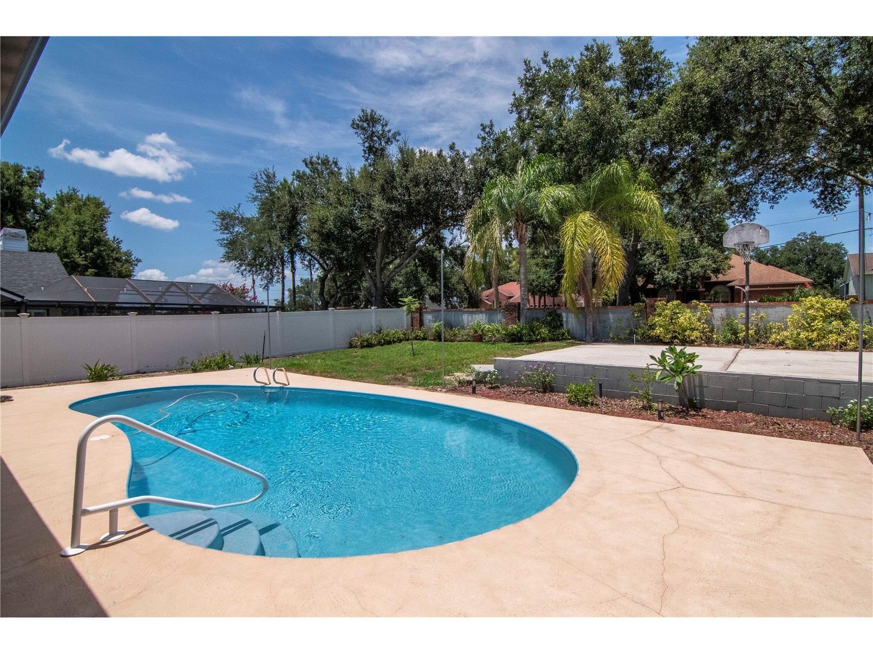2608 Berryvine Place Valrico FL 33596 TB8529376 image29
