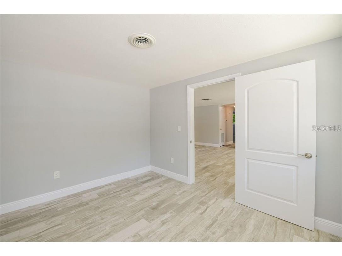 2608 Browning Street Sarasota FL 34237 A4667698 image12
