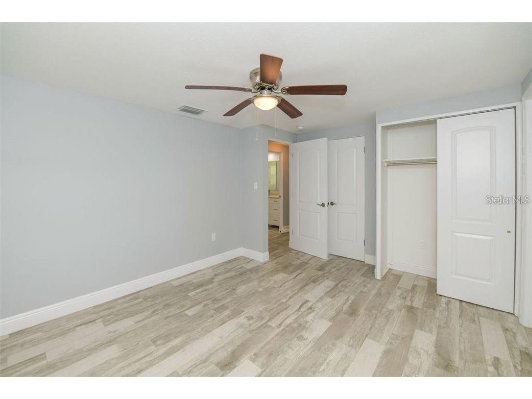 2608 Browning Street Sarasota FL 34237 A4667698 image15