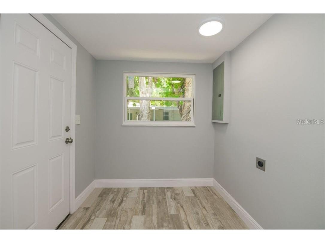 2608 Browning Street Sarasota FL 34237 A4667698 image19