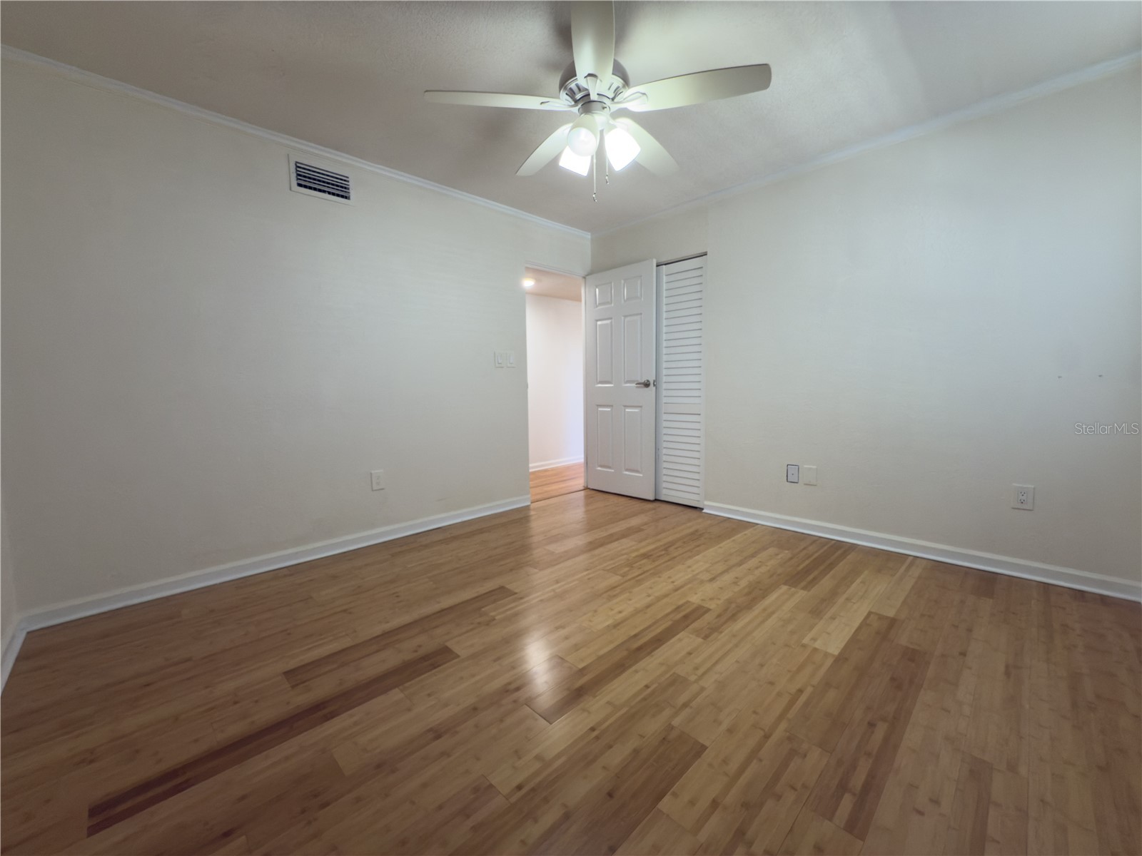 2608 Constitution Boulevard Sarasota FL 34231 A4678988 image7