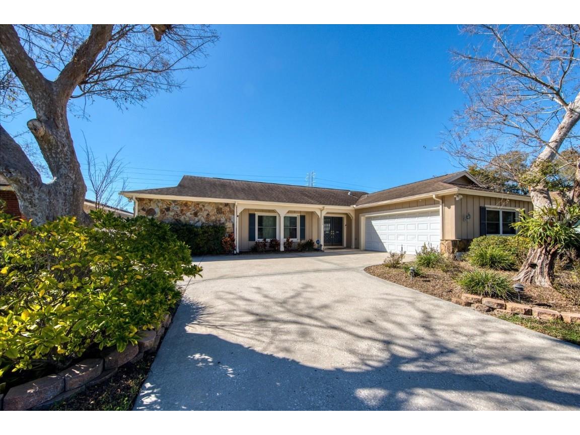 2608 Grove Park Road Palm Harbor FL 34683 U8190880 image1