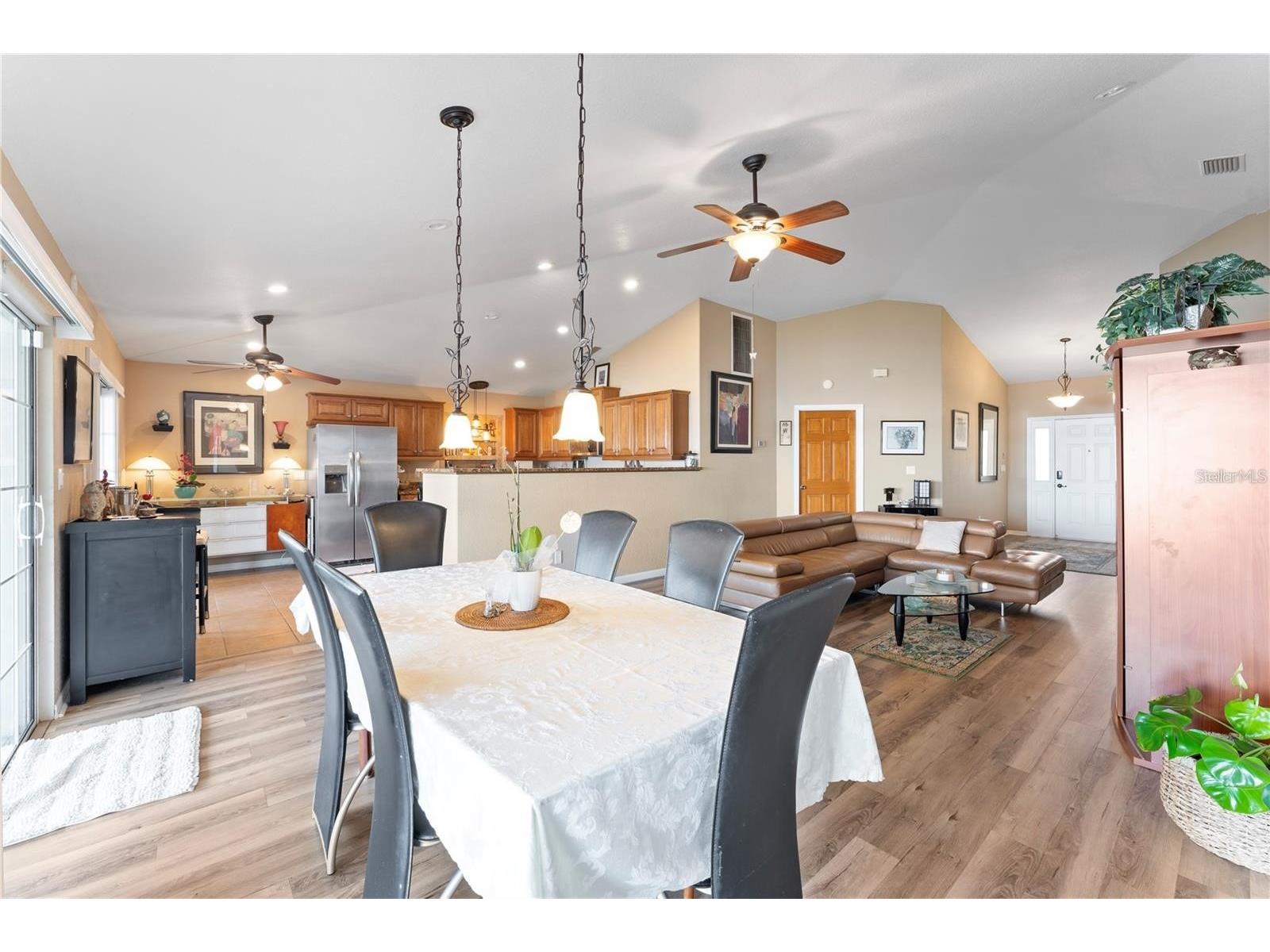 2608 Pine Needle Drive Sebring FL 33875 - LAKE JOSEPHINE TB8515243 image12