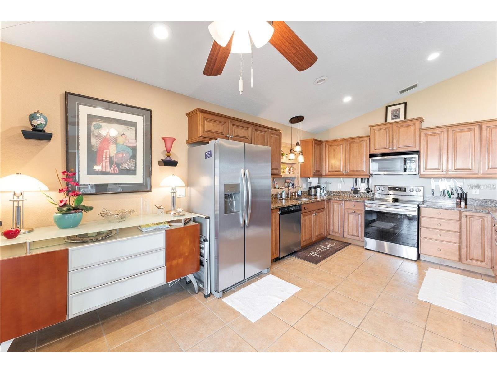 2608 Pine Needle Drive Sebring FL 33875 - LAKE JOSEPHINE TB8515243 image13