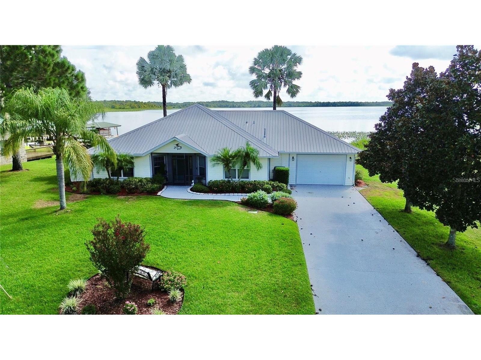 2608 Pine Needle Drive Sebring FL 33875 - LAKE JOSEPHINE TB8515243 image2