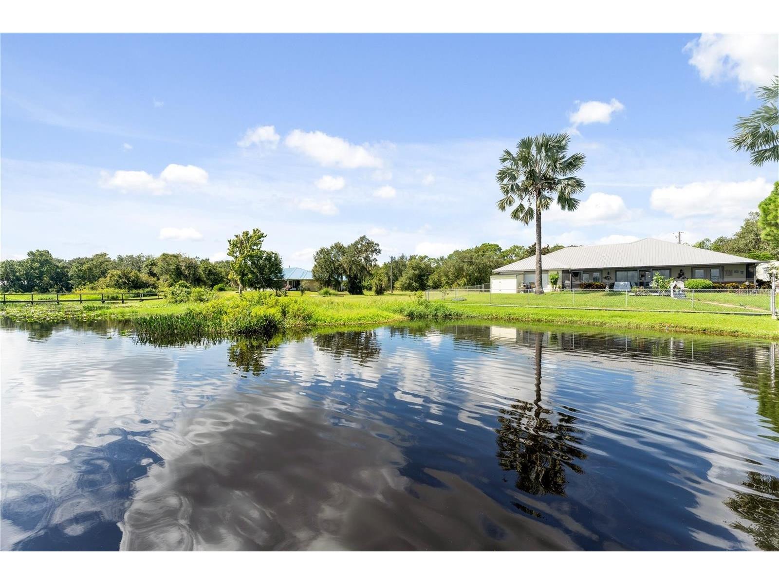 2608 Pine Needle Drive Sebring FL 33875 - LAKE JOSEPHINE TB8515243 image38