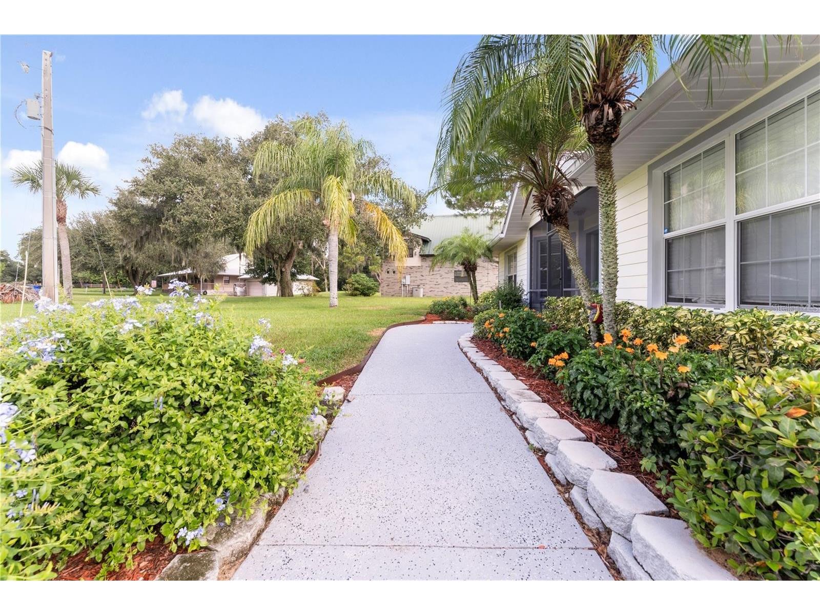 2608 Pine Needle Drive Sebring FL 33875 - LAKE JOSEPHINE TB8515243 image7