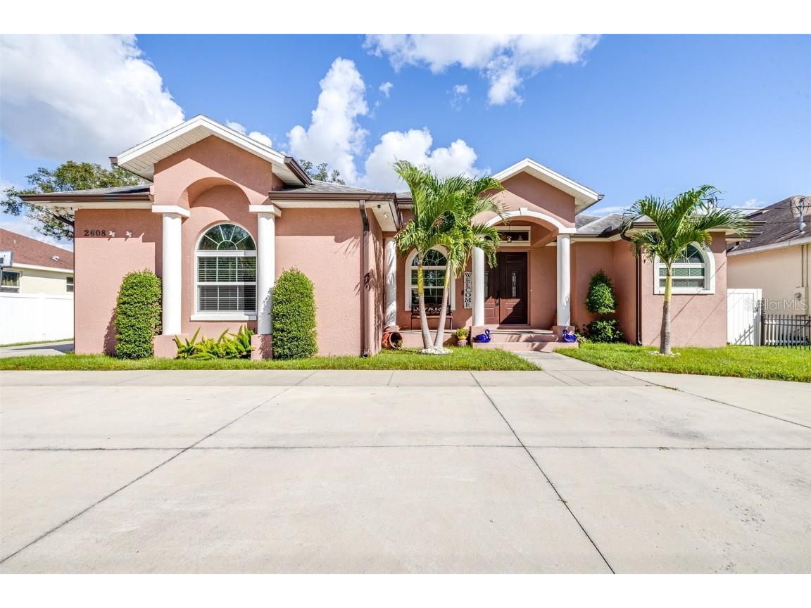 2608 S 70th Street Tampa FL 33619 L4948467 image1