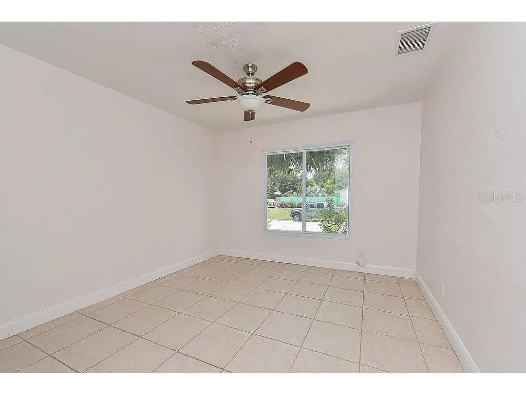 2608 Sheridan Drive Sarasota FL 34239 A4673265 image11