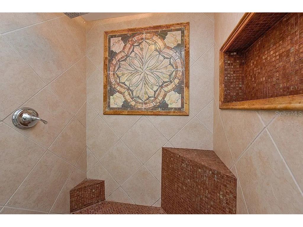 2608 Sheridan Drive Sarasota FL 34239 A4673265 image15