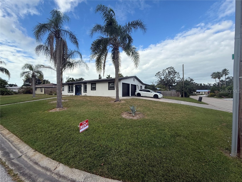 2608 Sheridan Drive Sarasota FL 34239 A4673265 image2