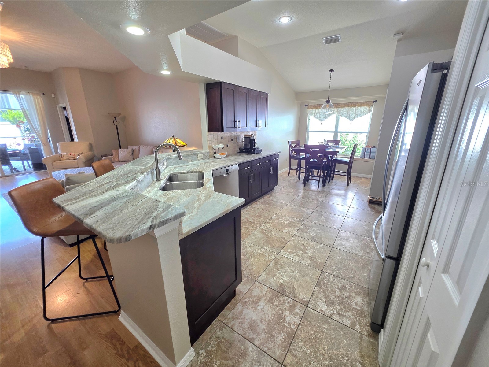 2608 Vinedale Avenue Valrico FL 33596 O6403519 image8