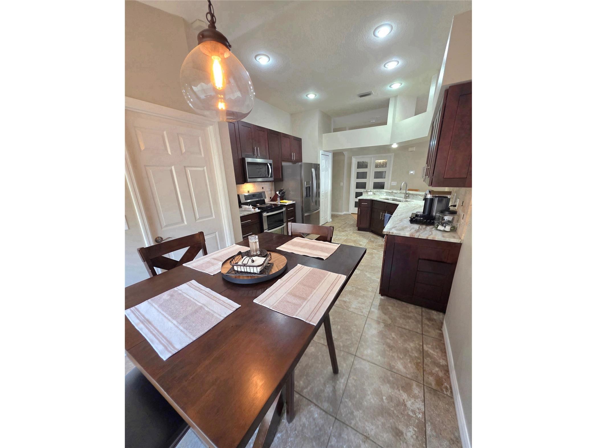 2608 Vinedale Avenue Valrico FL 33596 O6403519 image9