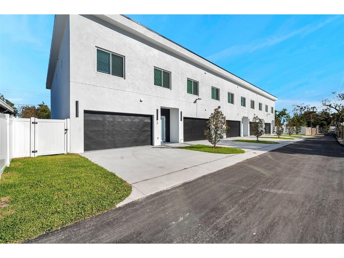 2608 W Columbus Drive #1-5 Tampa FL 33607 TB8330724 image1