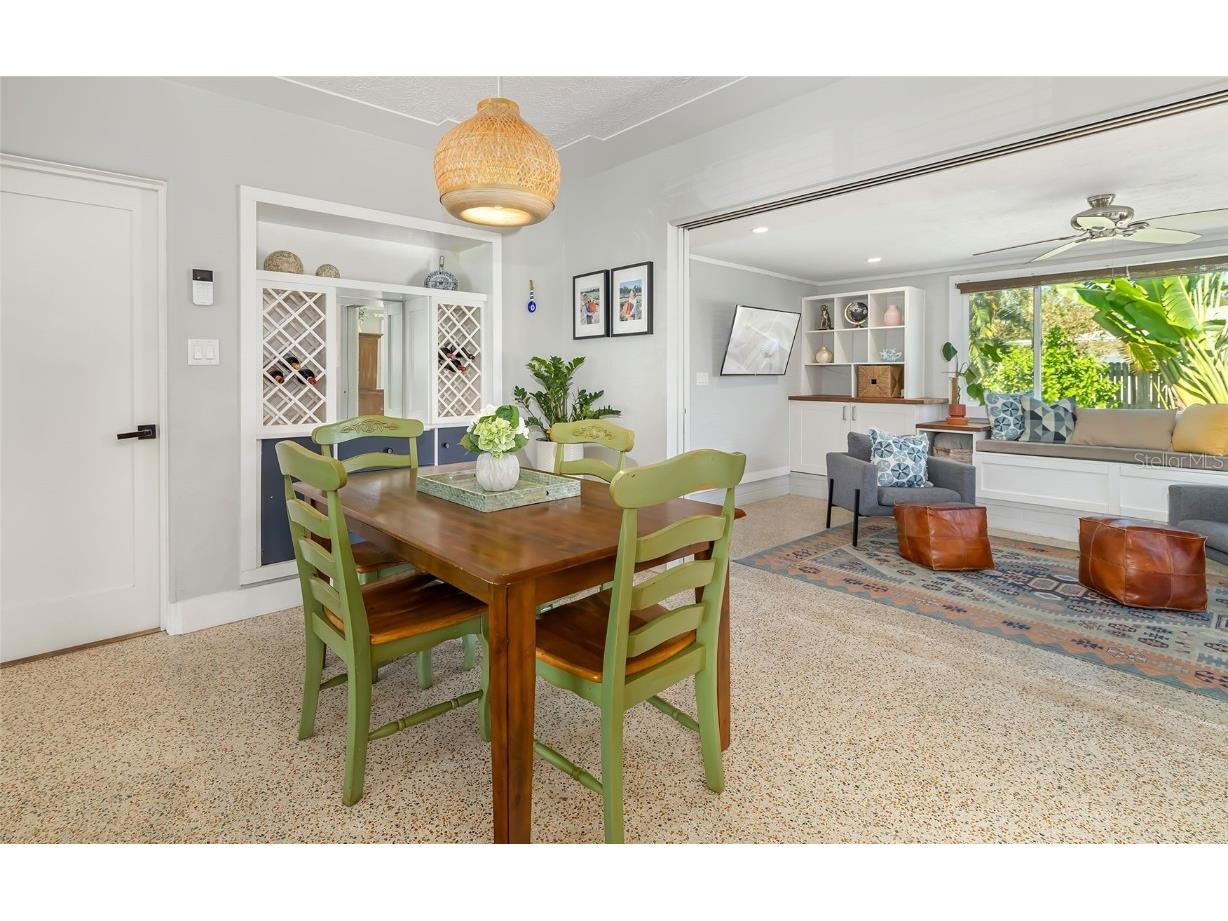 2609 Hibiscus Street Sarasota FL 34239 A4667289 image10