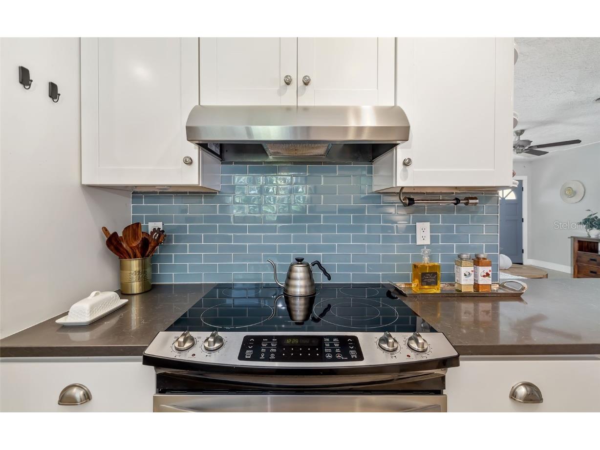 2609 Hibiscus Street Sarasota FL 34239 A4667289 image17