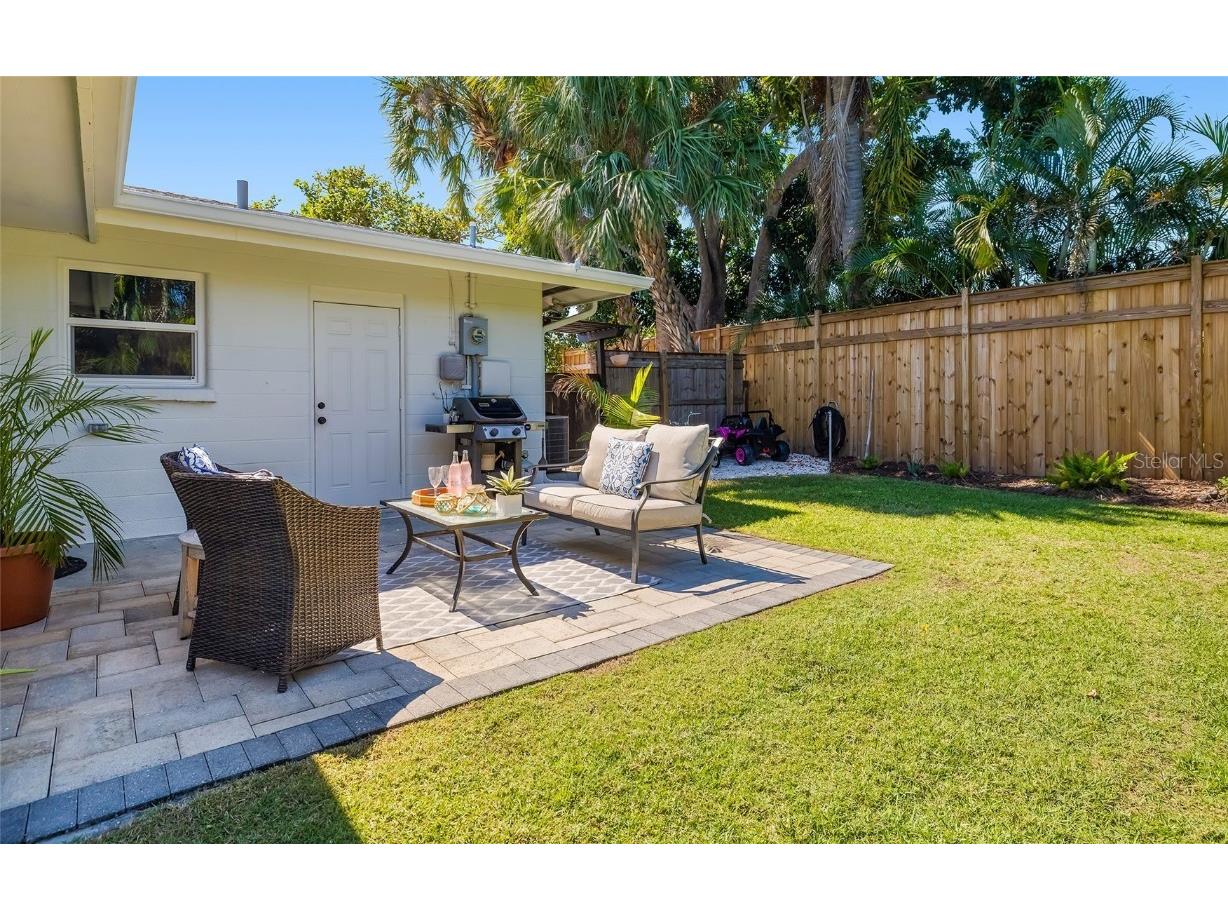 2609 Hibiscus Street Sarasota FL 34239 A4667289 image29