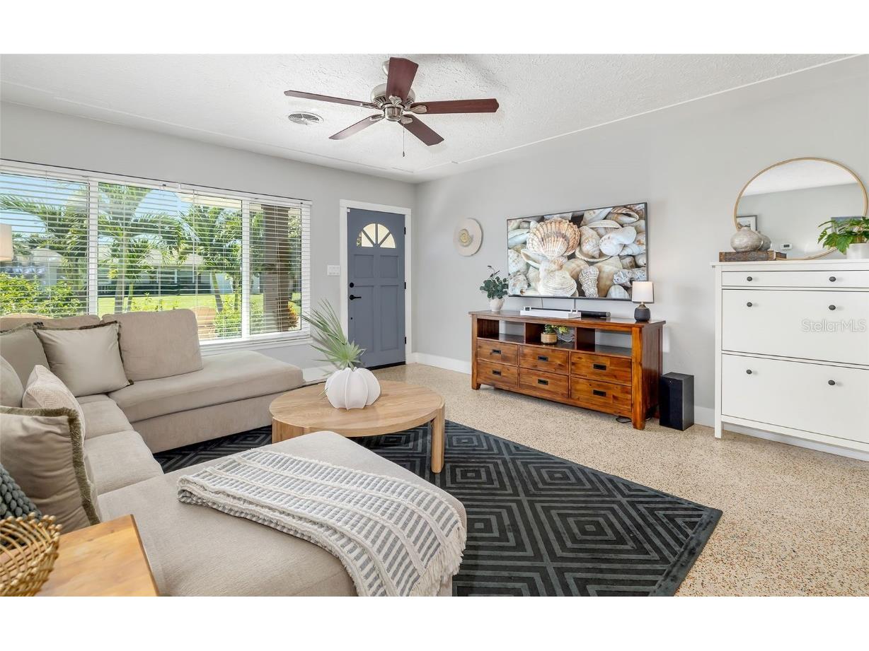 2609 Hibiscus Street Sarasota FL 34239 A4667289 image7