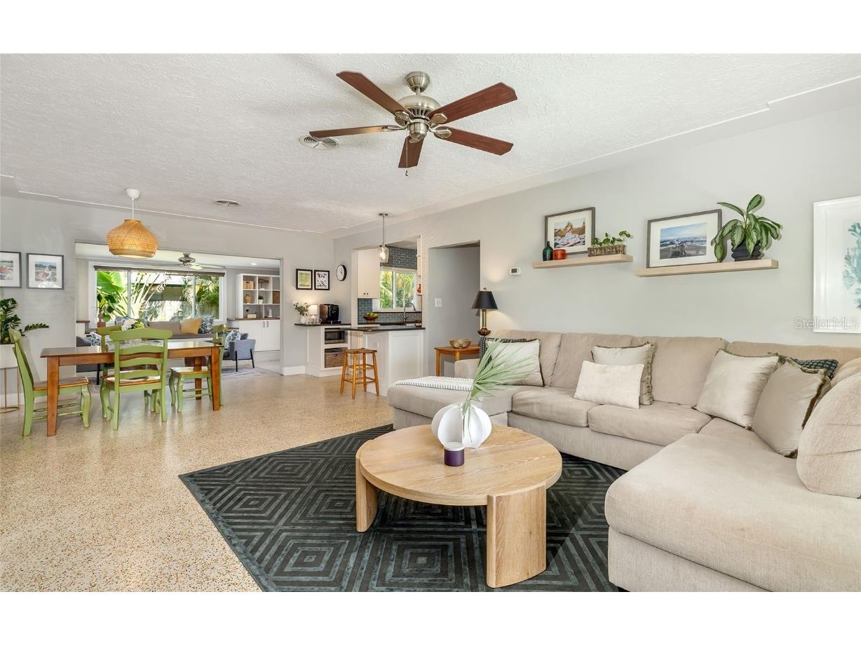 2609 Hibiscus Street Sarasota FL 34239 A4667289 image8