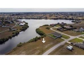 2609 NW 5th Avenue Cape Coral FL 33993 - SYRACUSE CANAL / CAROUSEL LAKE C7469483 image1