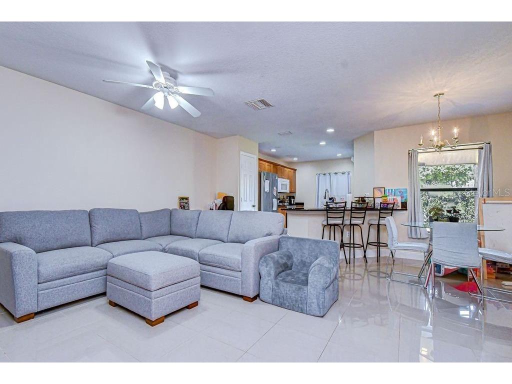 2609 Oleander Lakes Drive Brandon FL 33511 W7883712 image5