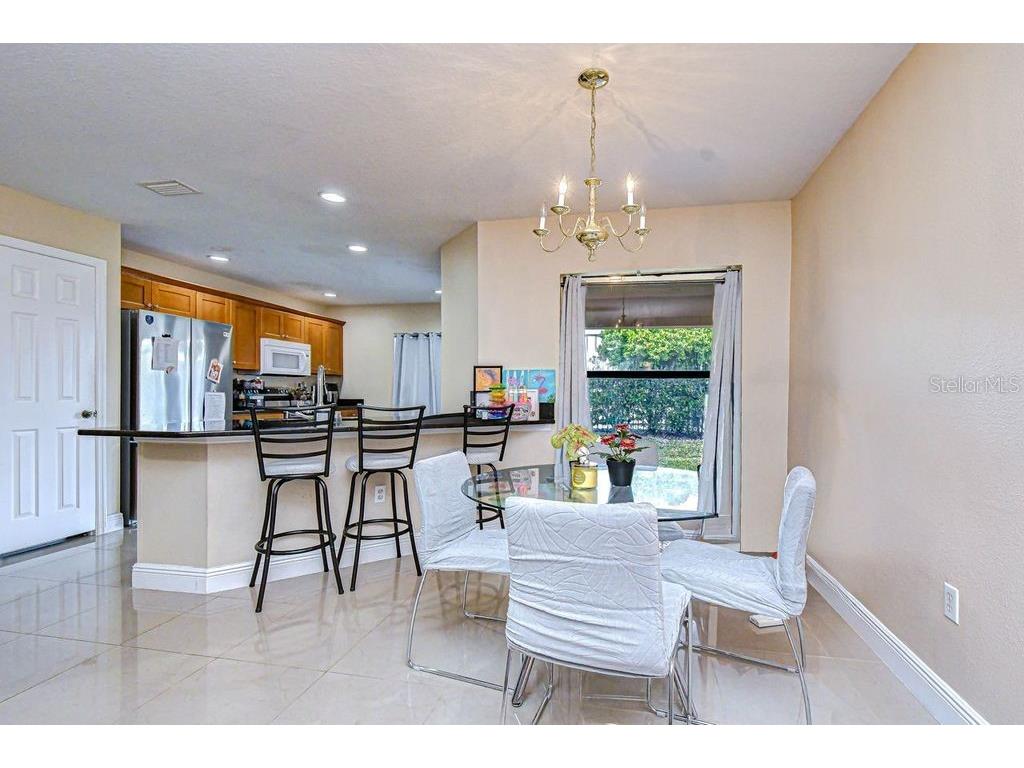 2609 Oleander Lakes Drive Brandon FL 33511 W7883712 image6