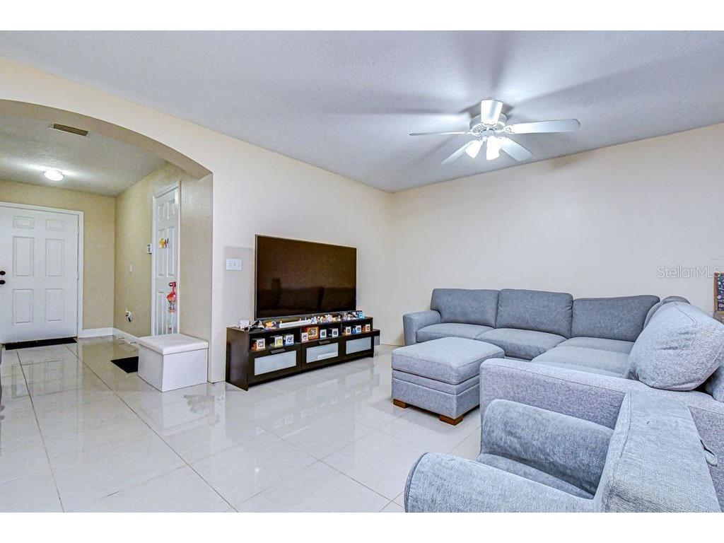 2609 Oleander Lakes Drive Brandon FL 33511 W7883712 image8