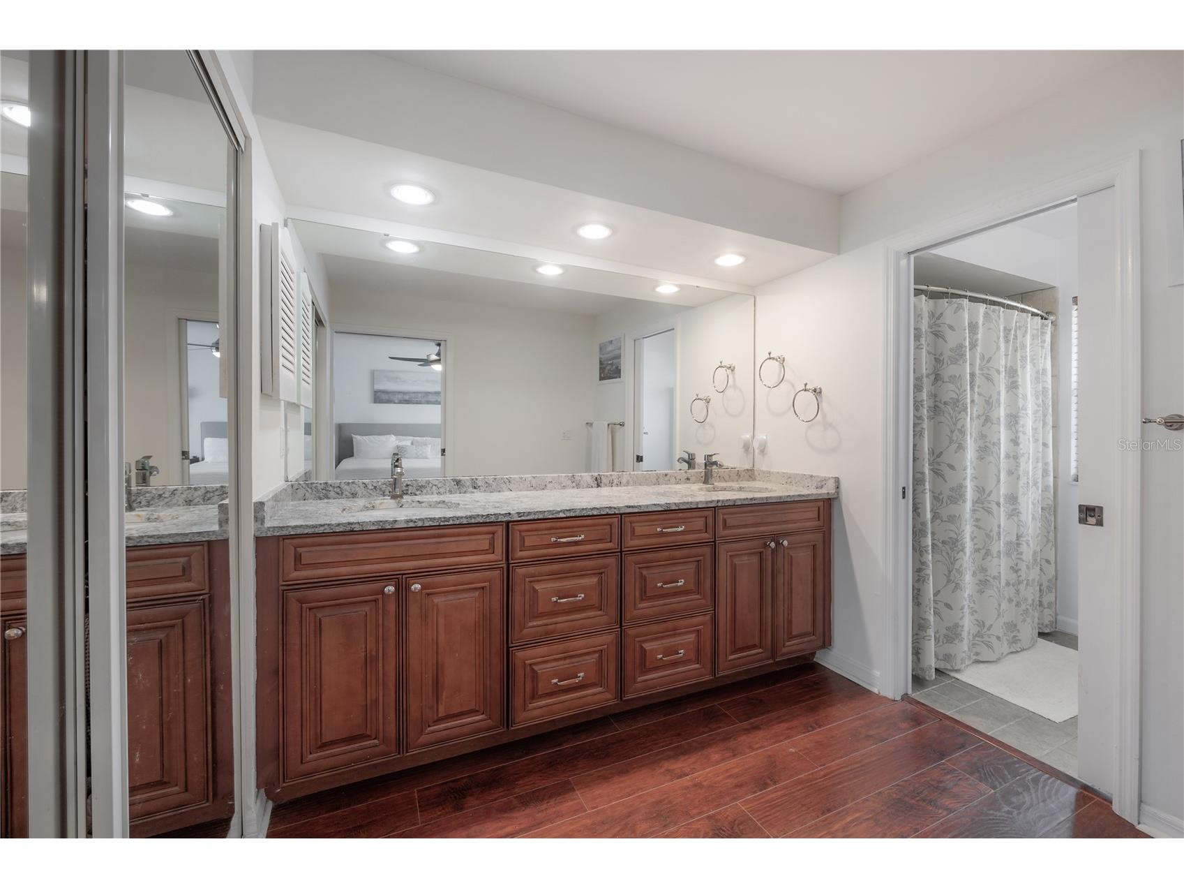 2609 W Ballast Point Boulevard Tampa FL 33611 TB8475887 image24