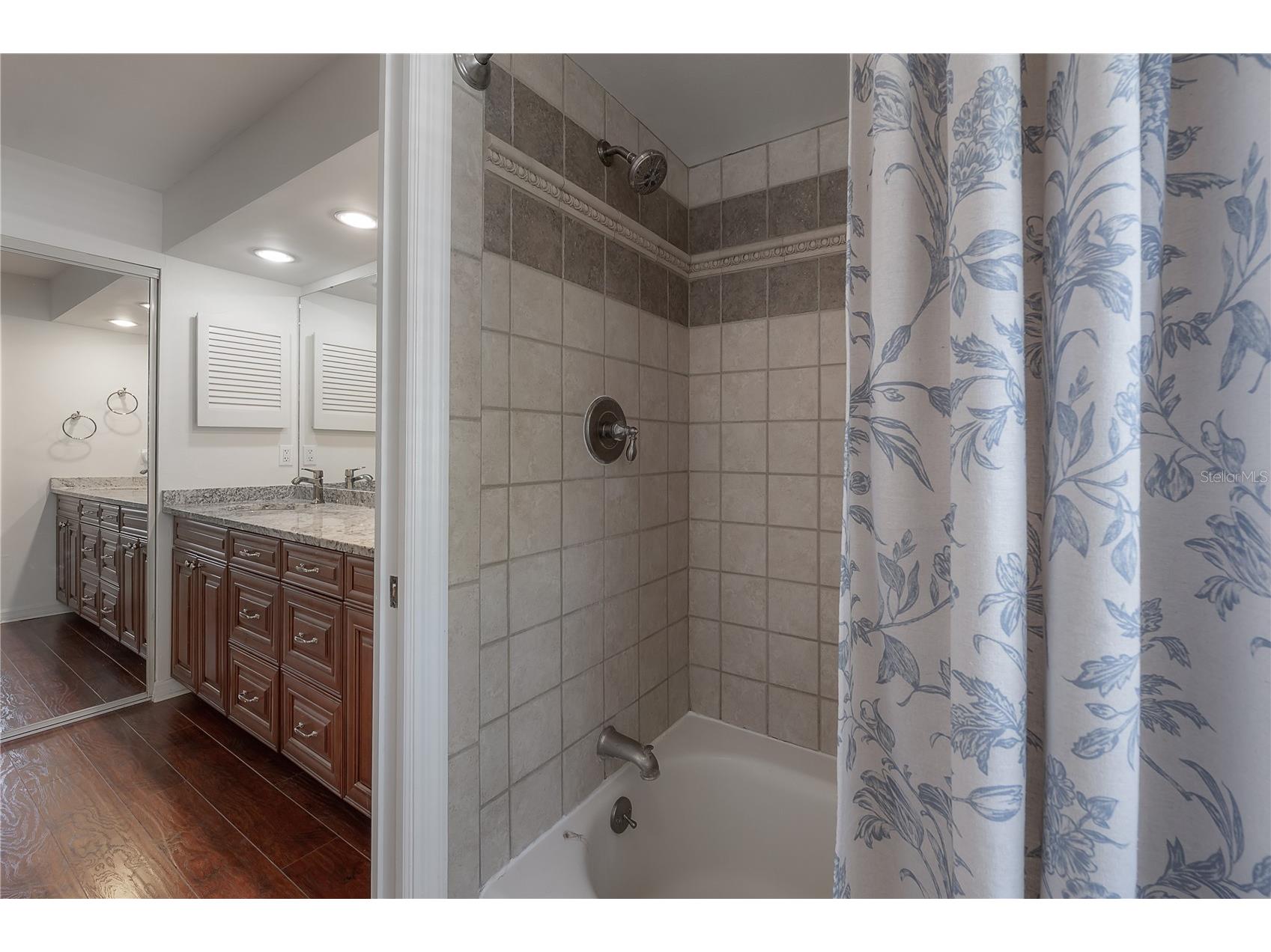 2609 W Ballast Point Boulevard Tampa FL 33611 TB8475887 image26