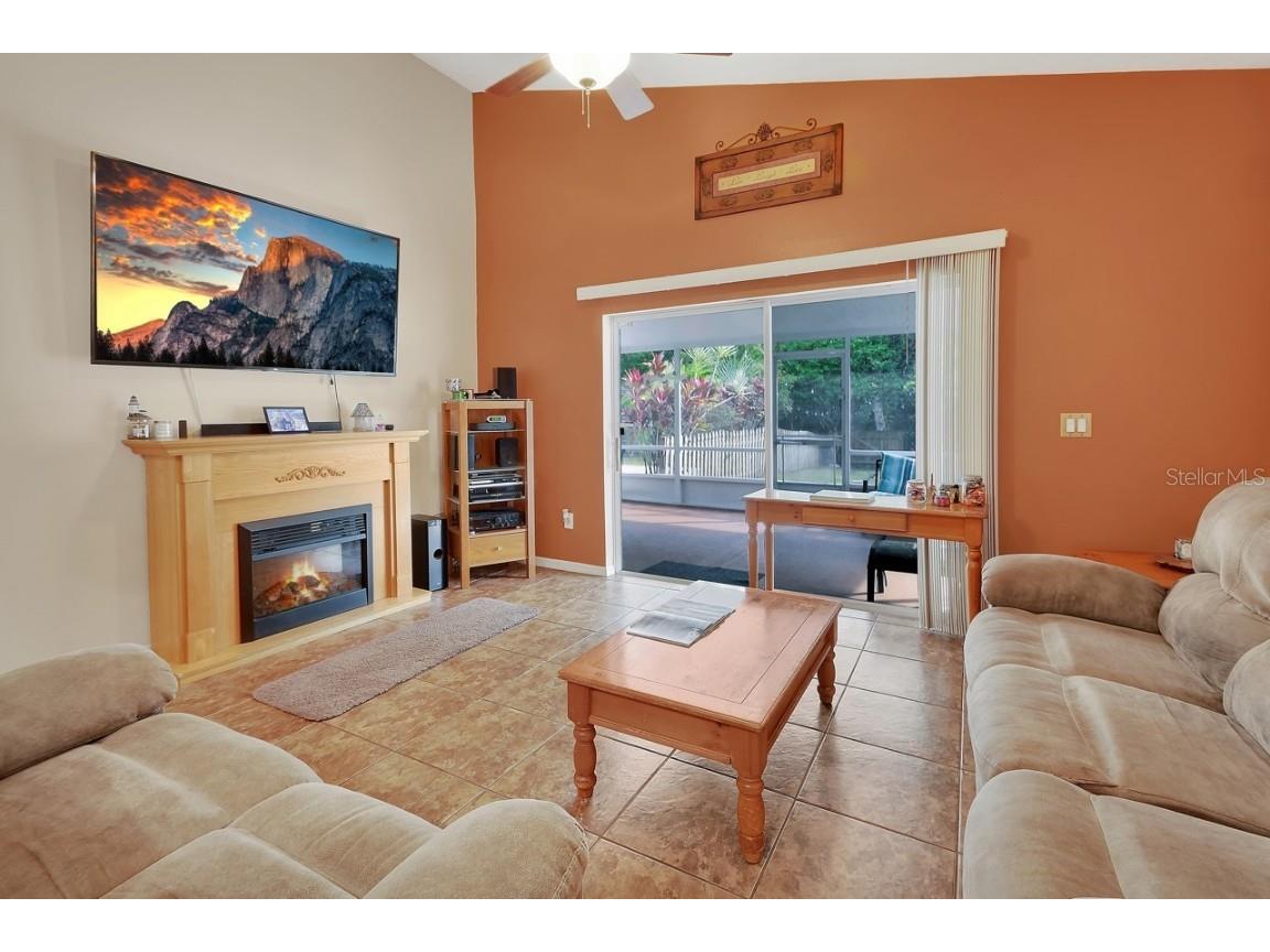 261 Clydesdale Circle Sanford FL 32773 V4942190 image8