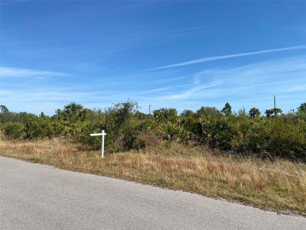 261 Gastin Street Port Charlotte FL 33953 A4557515 image1