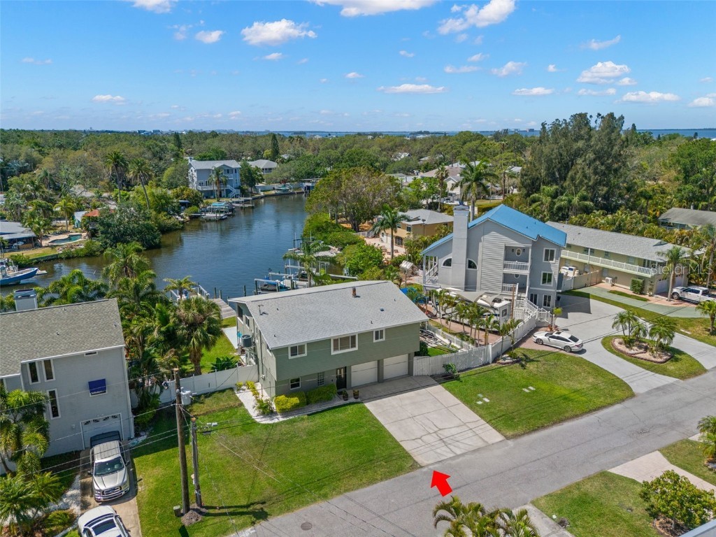 261 Kentucky Avenue Crystal Beach FL 34681 TB8383355 image1