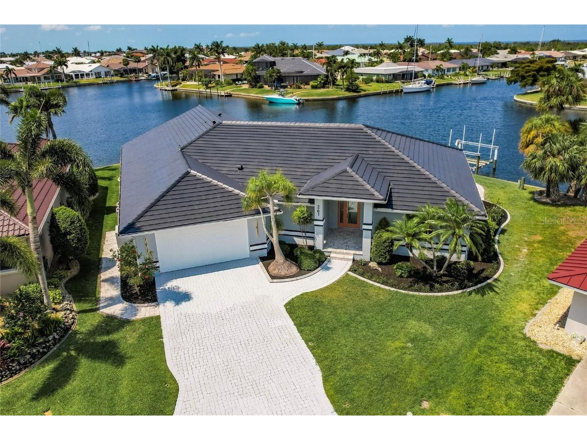 261 Venezia Court Punta Gorda FL 33950 C7510601 image1