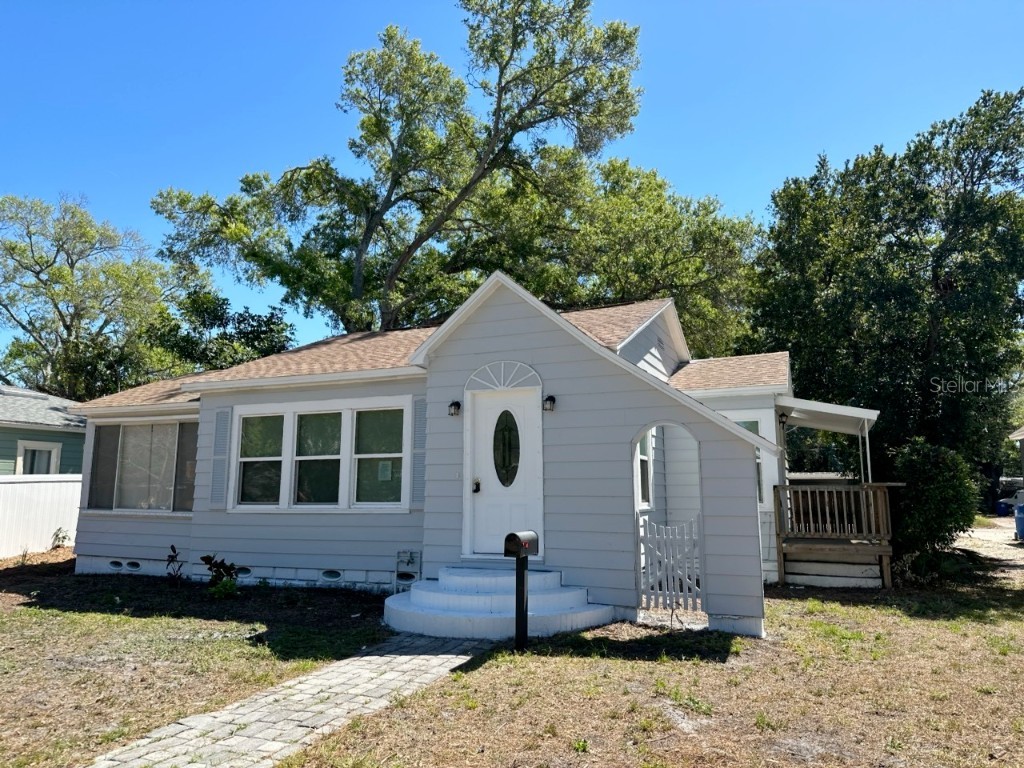 2610 13th Avenue N Saint Petersburg FL 33713 U8194149 image1