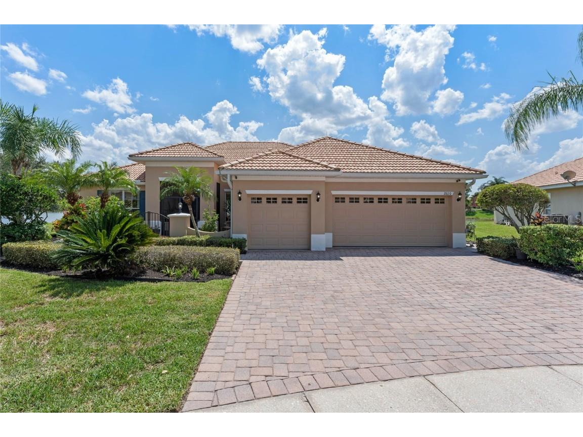 2610 Captains Court Kissimmee FL 34746 - LAKE TOHO O6139977 image1