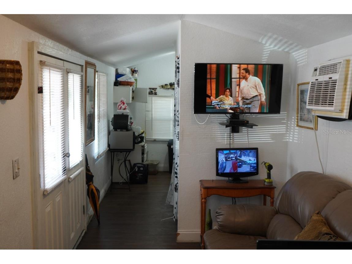 2610 E Dr Martin Luther King Jr Boulevard Tampa FL 33610 TB8437939 image2