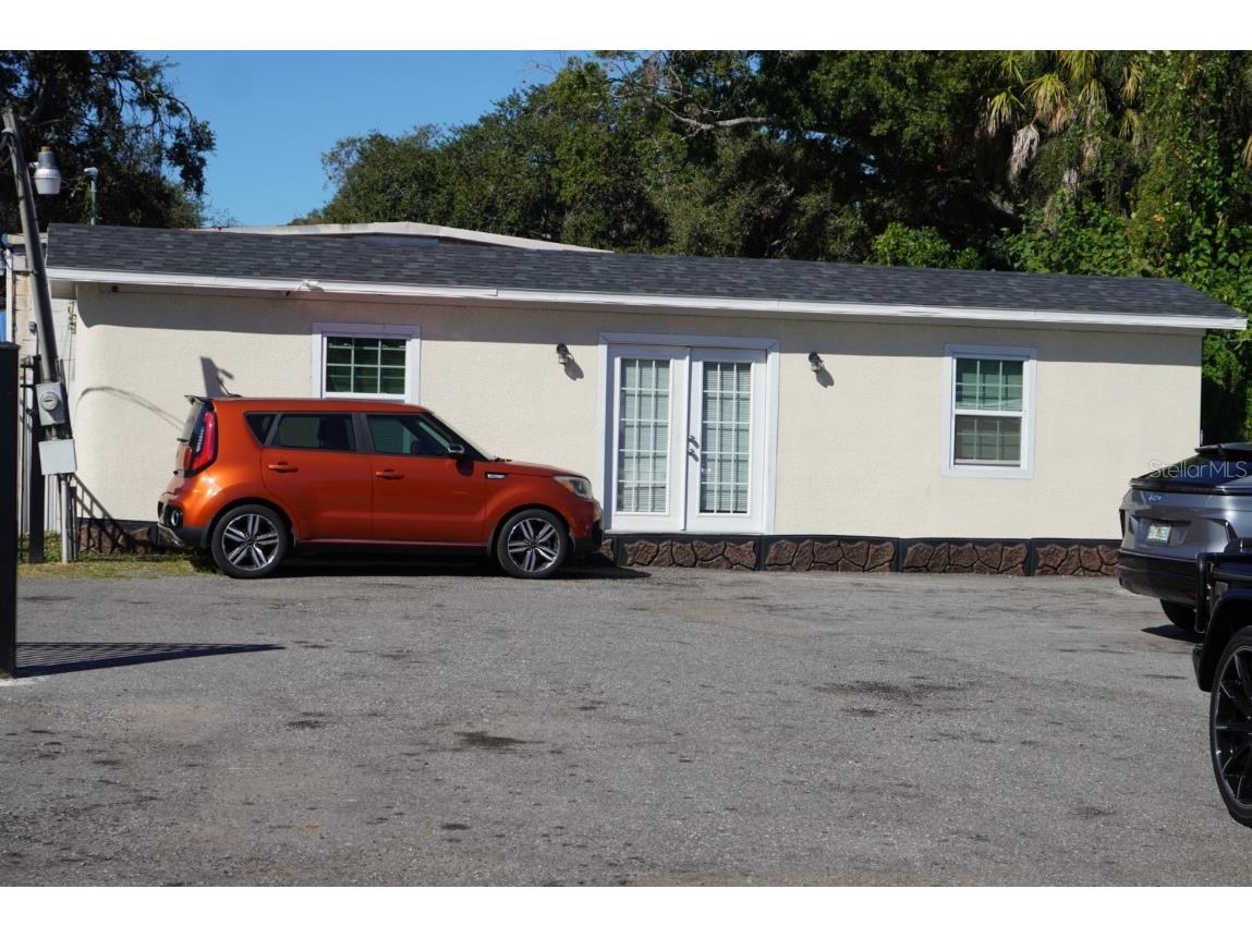 2610 E Dr Martin Luther King Jr Boulevard Tampa FL 33610 TB8437939 image6