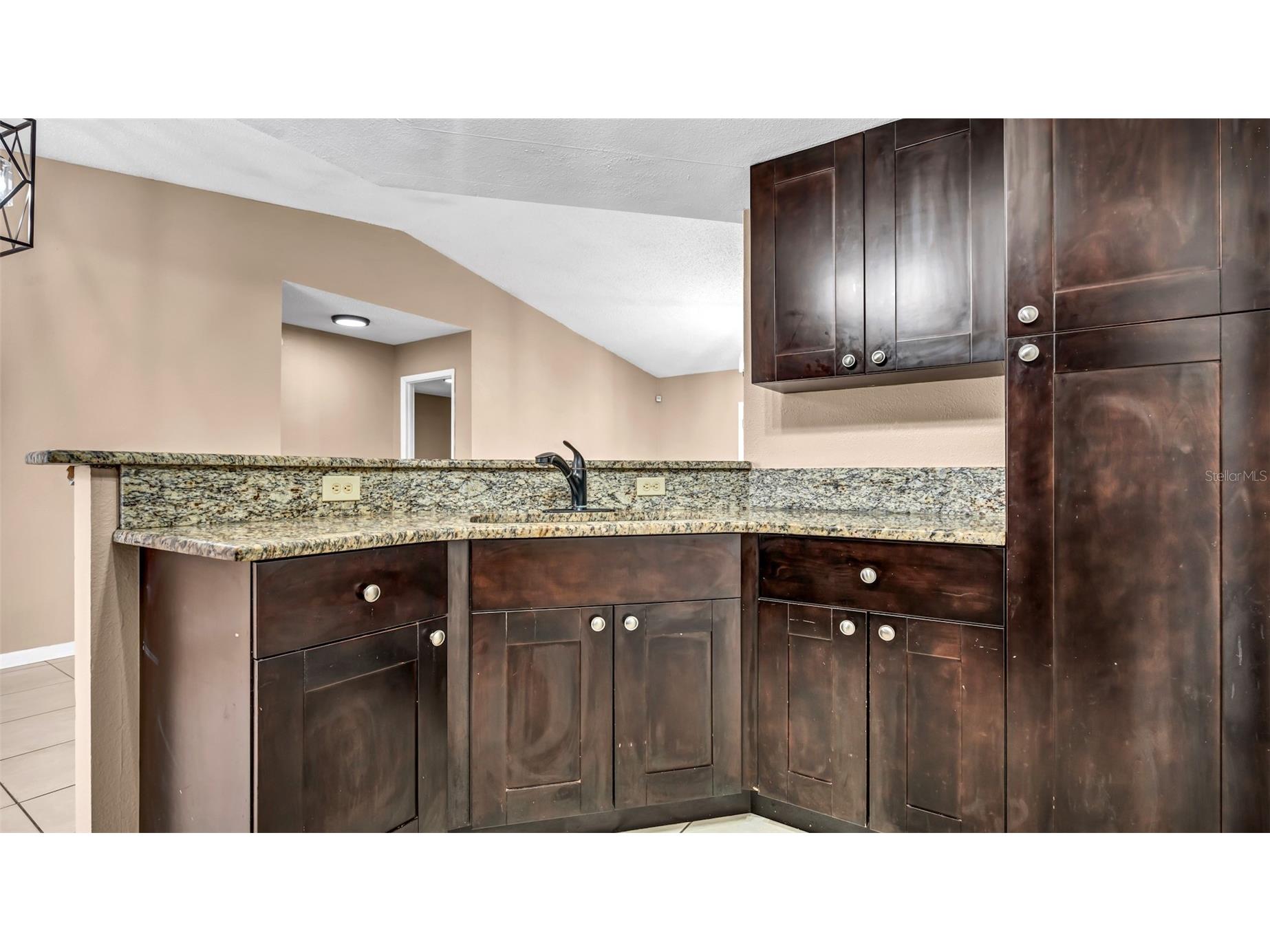2610 E Lake Avenue Tampa FL 33610 TB8515643 image12