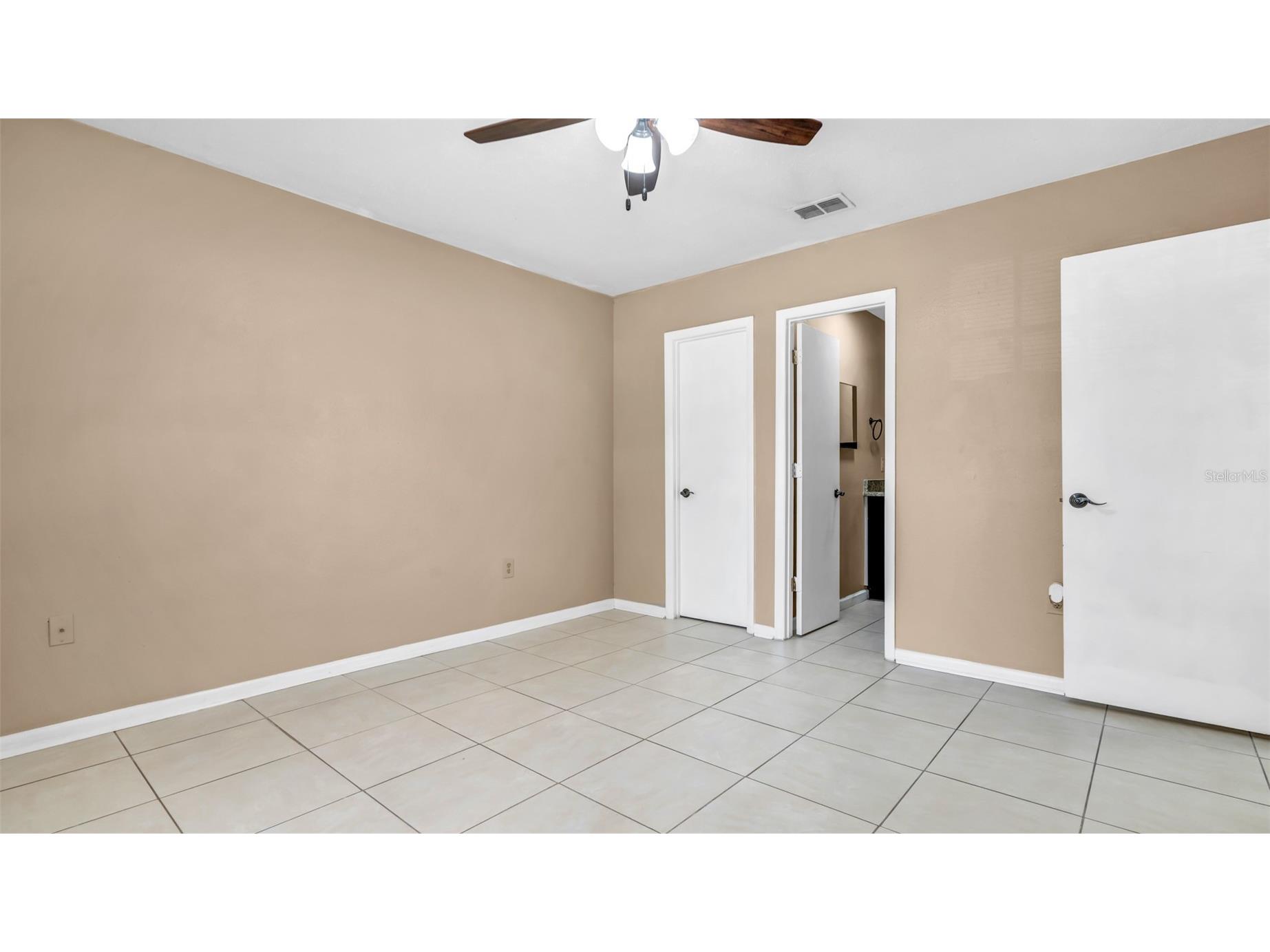 2610 E Lake Avenue Tampa FL 33610 TB8515643 image17
