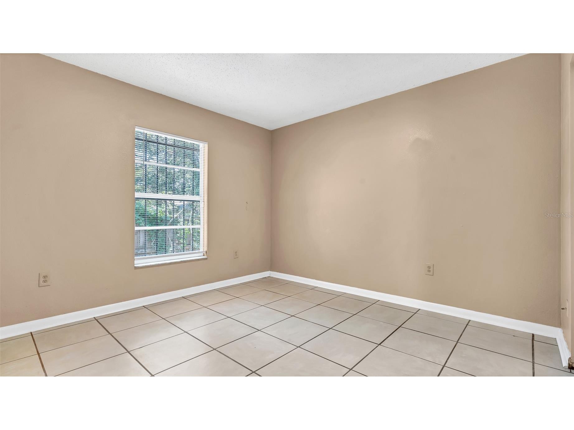 2610 E Lake Avenue Tampa FL 33610 TB8515643 image22