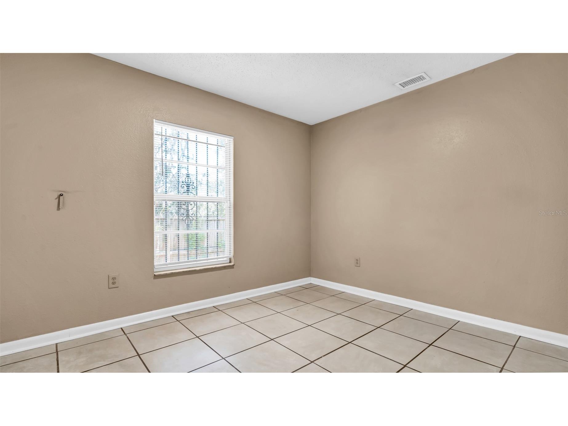 2610 E Lake Avenue Tampa FL 33610 TB8515643 image26