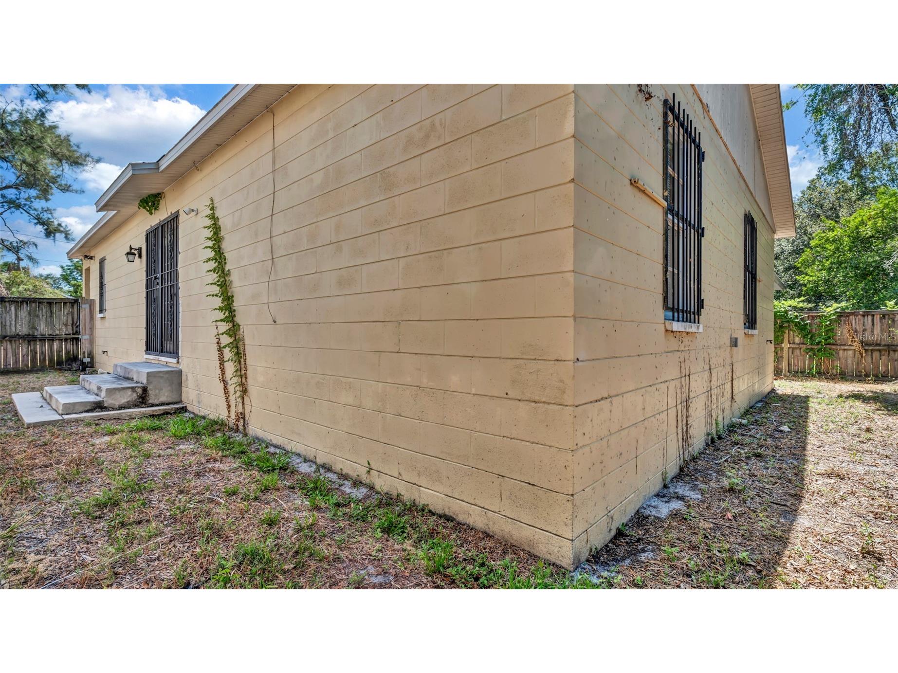 2610 E Lake Avenue Tampa FL 33610 TB8515643 image32