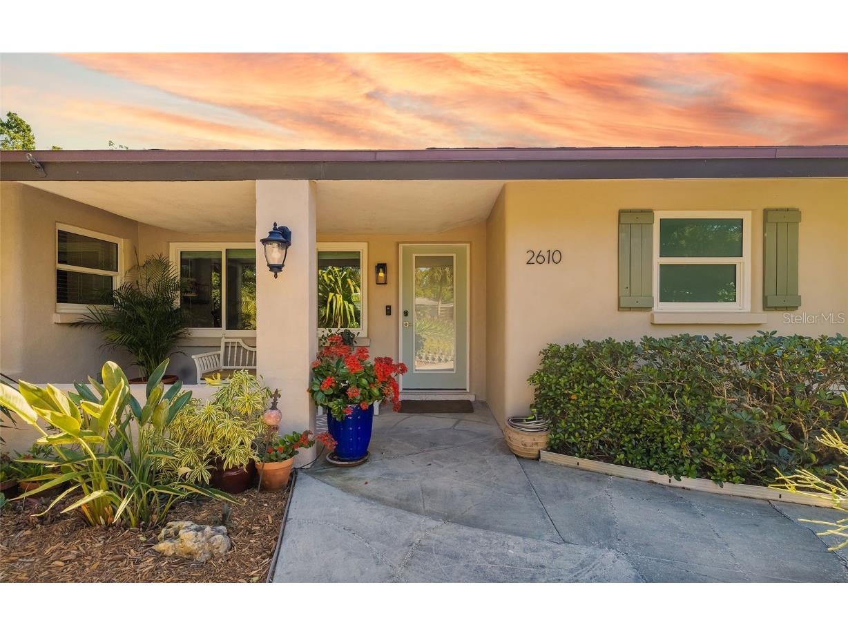 2610 Jefferson Circle Sarasota FL 34239 A4645864 image1