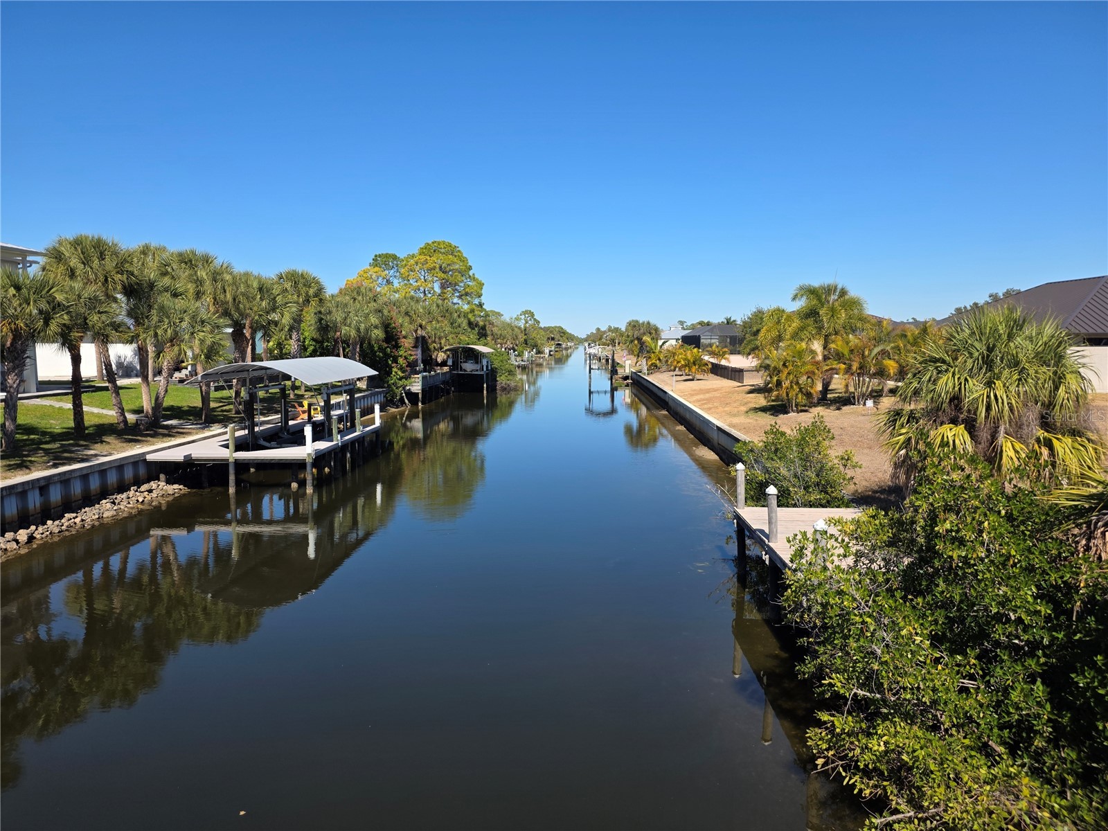 2610 Pebble Creek Place Port Charlotte FL 33948 - COMO WATERWAY D6146073 image1