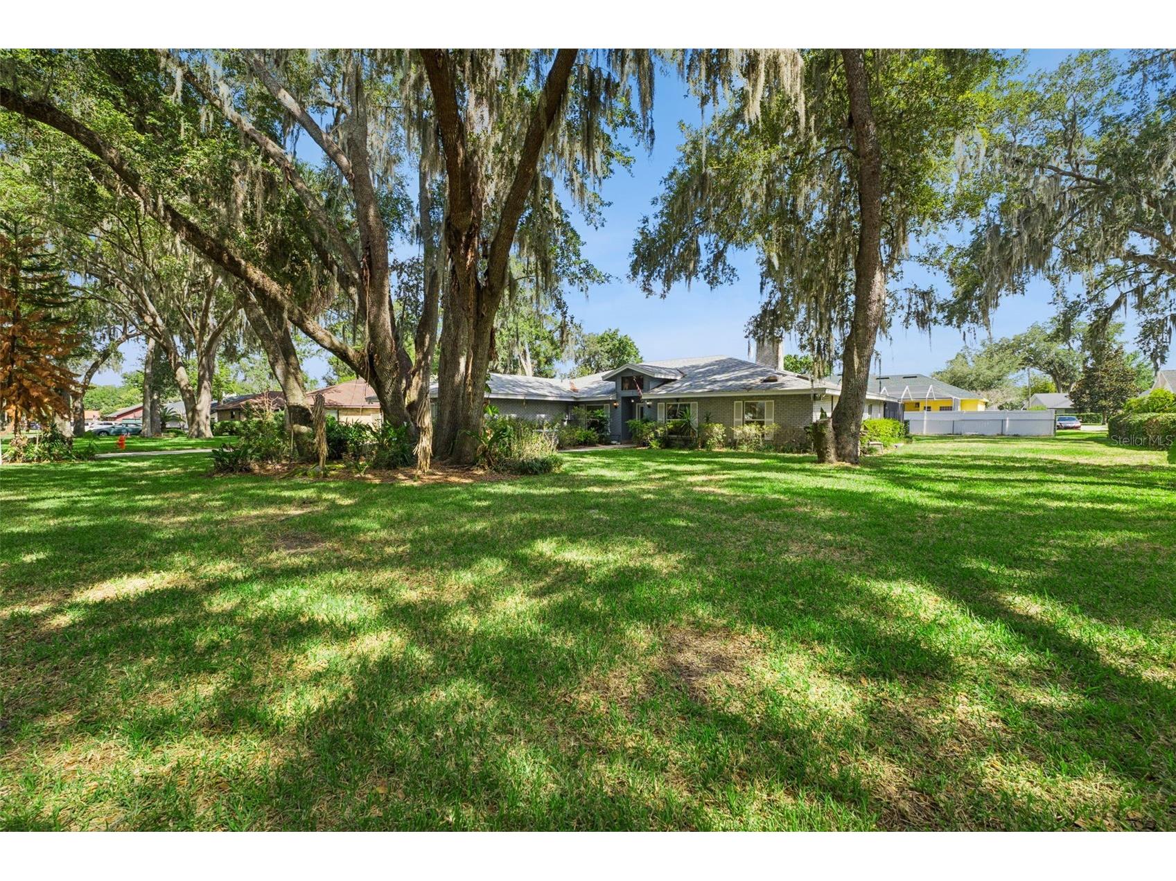 2610 Twelve Point Drive Lakeland FL 33811 G5112977 image1